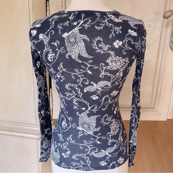 Lilly Pulitzer 100% Cotton Long-Sleeve Printed Sweater - Picture 5 of 9